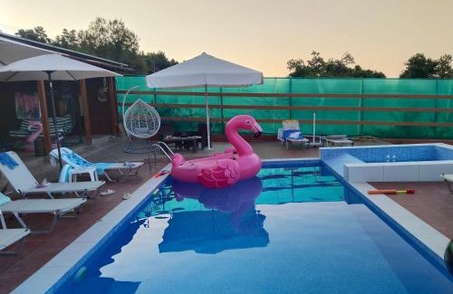Nea Skioni Apartment | Maria Lemoni swimming pool apartment