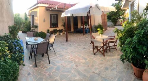 Skala Eresou House | Maria Pantermou Rooms