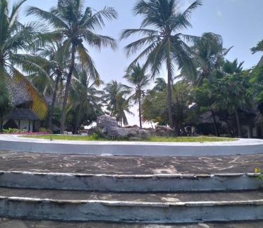 Malindi Marine National Park Apartment | MARIA the Star on the Sea Beach cottages - cottage SISTERS