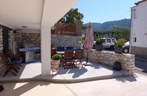 Thasos House | Maria Tsomou