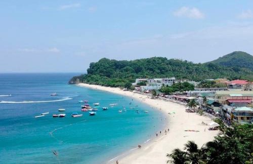 Puerto Galera Apartment | Marias couple room
