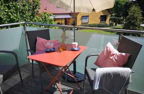 Born auf dem Darss Apartment | Marie - balcony, dogs allowed, Baltic Sea 6km away, WLAN, close to the Bodden, bicycle shed