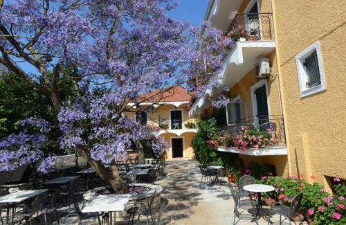 Acharavi Hotel | Marie Hotel