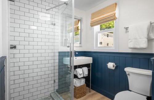 Waterford Hotel | Marina Bay Cottages