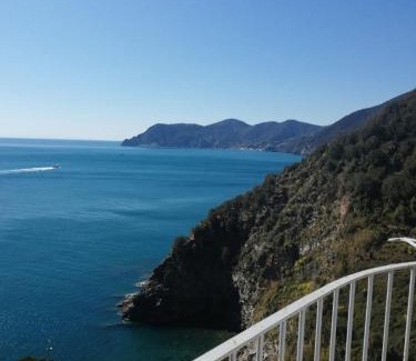 Corniglia Apartment | Marina di Corniglia Big Flat in 5 TERRE