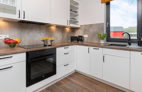 Zarnowiec Apartment | Marina Domek Bursztynowy, 2 Bedrooms, Terrace