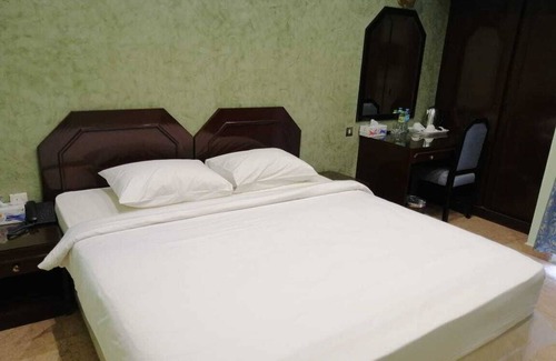 Muscat Hotel | Marina Hotel