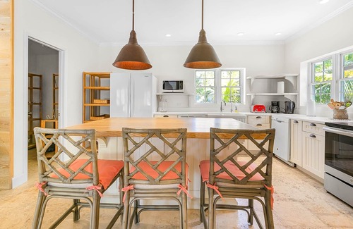 Hartswell House | Marina House - Stunning Waterfront Home With Marina & Pool