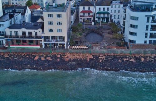 St. Helier Hotel | Marina Metro Hotel