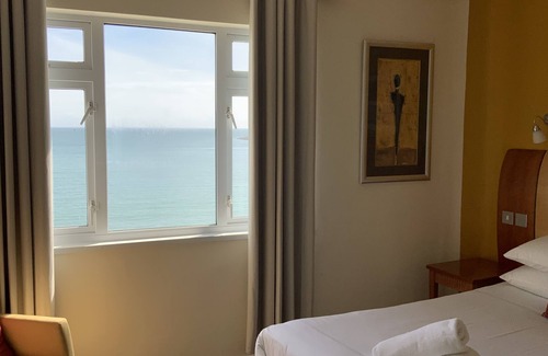Saint Helier Hotel | Marina Metro Hotel