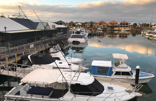 Wannanup Ski Chalet | Marina View Chalets