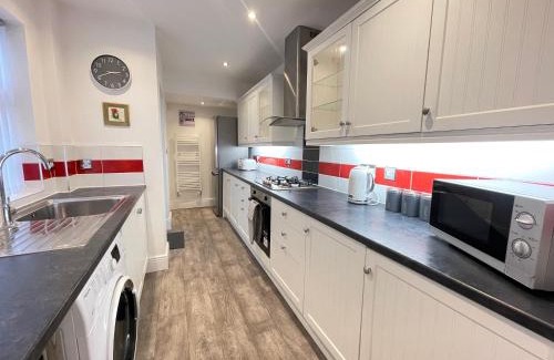 Whitley Bay Apartment | Marine Apartment Whitley Bay Seaside Location Free Onsite Parking
