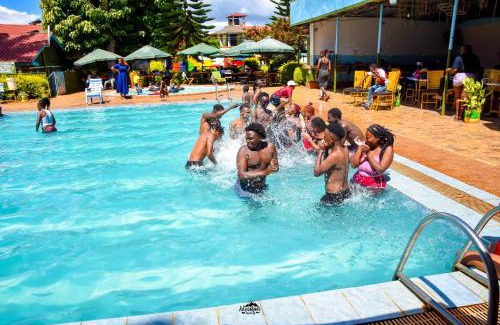 Chuka Resort | Marine park resort