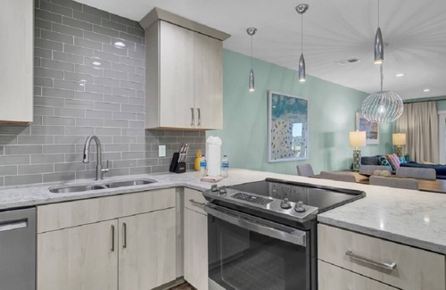 Pelican Bay Condo | Mariners Walk 9C by Wild Dunes, Close to Ocean