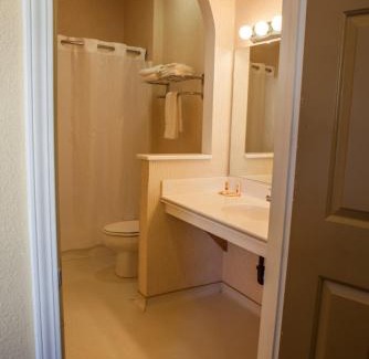 Novato Hotel | Marinwood Inn & Suites