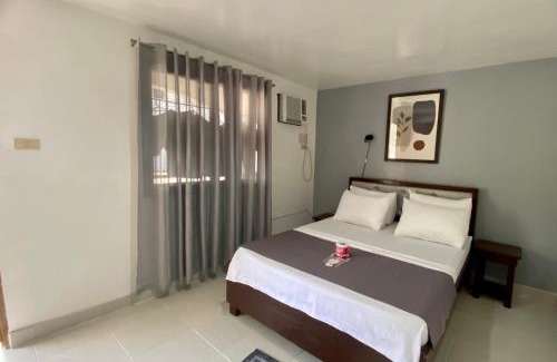 Puerto Galera Hotel | Marion Roos Hotel