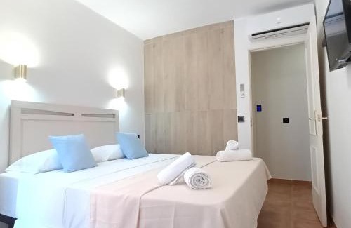 Sant Feliu de Guixols House | MARITIM CENTRAL - Habitaciones Deluxe, cocina
