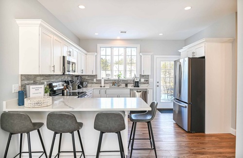Arundel House | Maritime Meadows – Charming 3 BDR Resort-Style Home! Onsite Pool, Hiking & More