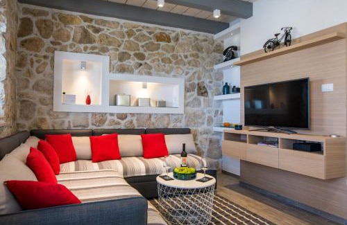 Brsecine Villa | Mariva Exclusive