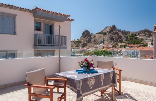 Myrina Apartment | Marjoran Room - Limnos Experience