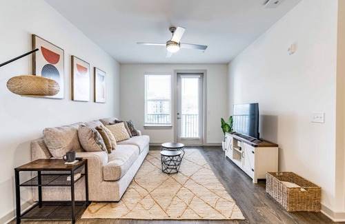 Southwest Raleigh House | *MARK DOWN* Modern Escape near Downtown!