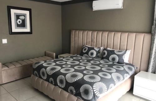 Swartruggens House | Marloti Guesthouse