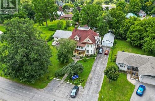 Marmora Bed & Breakfast | Marmora and Lake Inn and Victorian Diner