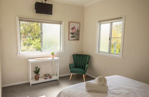 Ballandean House | Marnita Farmhouse at Golden Grove Estate Winery