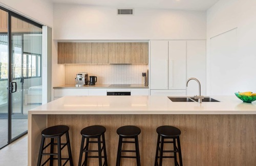 Maroochydore Apartment | Maroochydore Riverside Retreat