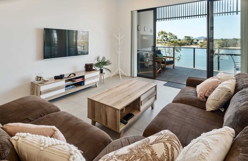 Maroochydore Apartment | Maroochydore Riverside Retreat