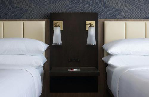 Normal Hotel | Marriott Bloomington Normal Hotel and Conference Center