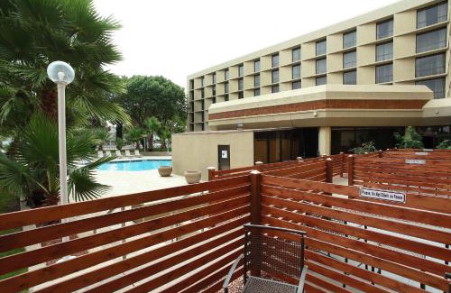 Biggs Field Hotel | Marriott El Paso
