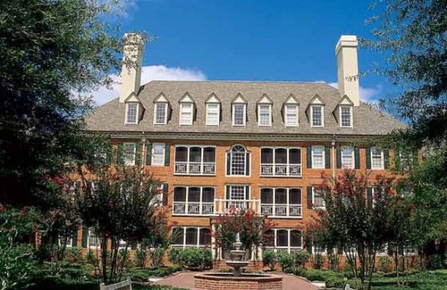 Williamsburg Apartment | Marriott Manor Club Luxury Studio sleeps 4