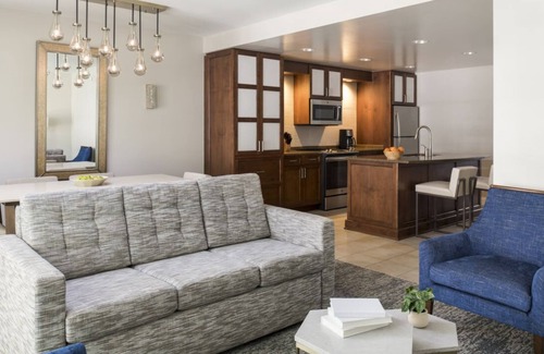 Florida Central Atlantic Coast Condo | Marriott's Lakeshore Reserve | Four 2BR/2BA Villas
