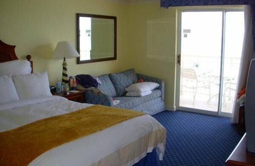 Palm Beach Hotel | Marriott Surf Club owner weeks always discounted - Luxury timeshare