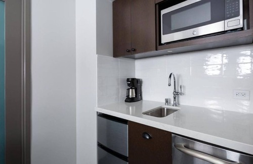 Civic Core Apartment | Marriott Vac Club, 1 BR SUITE, Kitchenette, Sleeps 4, 25min walk to Conv. Ctr.