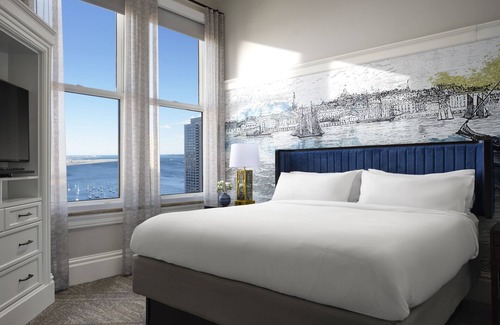 Downtown Boston Hotel | Marriott Vacation Club® at Custom House, Boston
