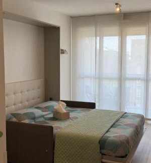 Vimodrone Apartment | MarteNik Apartment, vicino San Raffaele e Milano