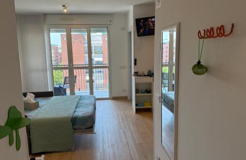 Vimodrone Apartment | MarteNik Apartment, vicino San Raffaele e Milano