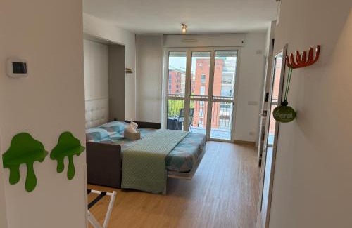 Vimodrone Apartment | MarteNik Apartment, vicino San Raffaele e Milano