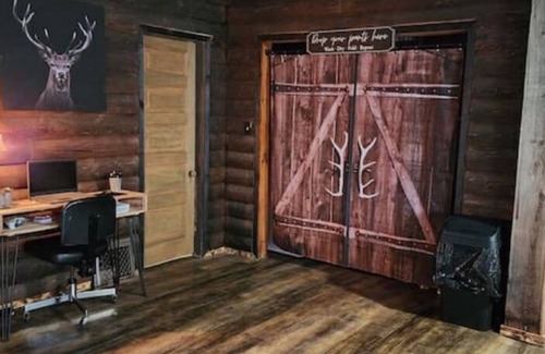 Elba Cabin | Martha's Place