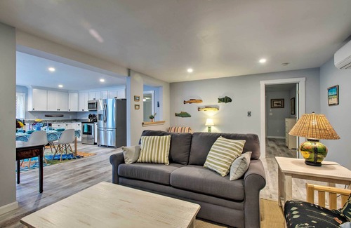 East Chop Apartment | Martha's Vineyard Apt ~ 1 Mile to Inkwell Beach!