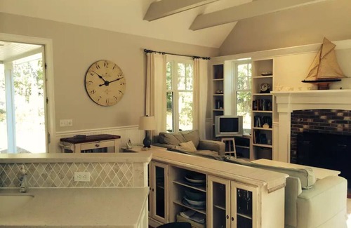 West Chop Cottage | Martha's Vineyard Getaway Cottage