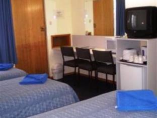 Derwent Park Hotel | Martin Cash Motel