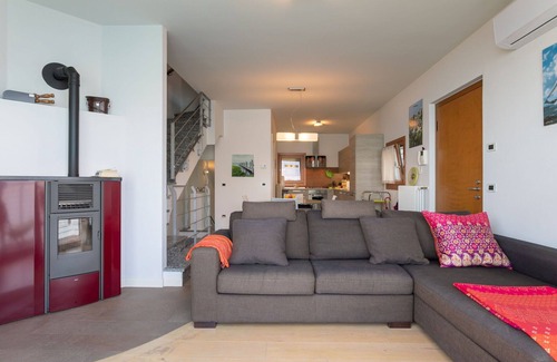 Perledo Apartment | Martina's Amazing View, 2BR with patio by Halldis