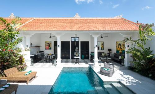 Berawa Villa | Martini Beachside Villa 1