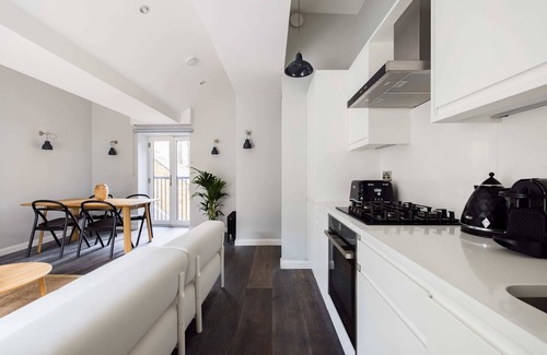 Chinatown Apartment | Marvellous Leicester Sq 2BR - Netflix & Nespresso