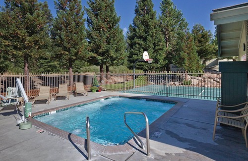 Bass Lake Apartment | Marvelous 2 bedroom - NS in Bass Lake