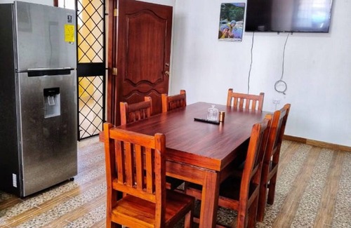 La Mariscal Apartment | Marvelous 5-bedroom apartment with WiFi in Quito