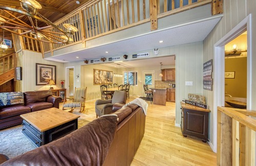 East Kootenay House | Marvelous 5-bedroom house with rustic charm in Panorama